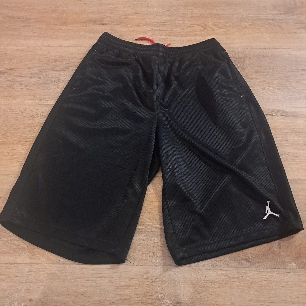 Jordan Black Shorts Front Logo Red Drawstring Boy's Size Large